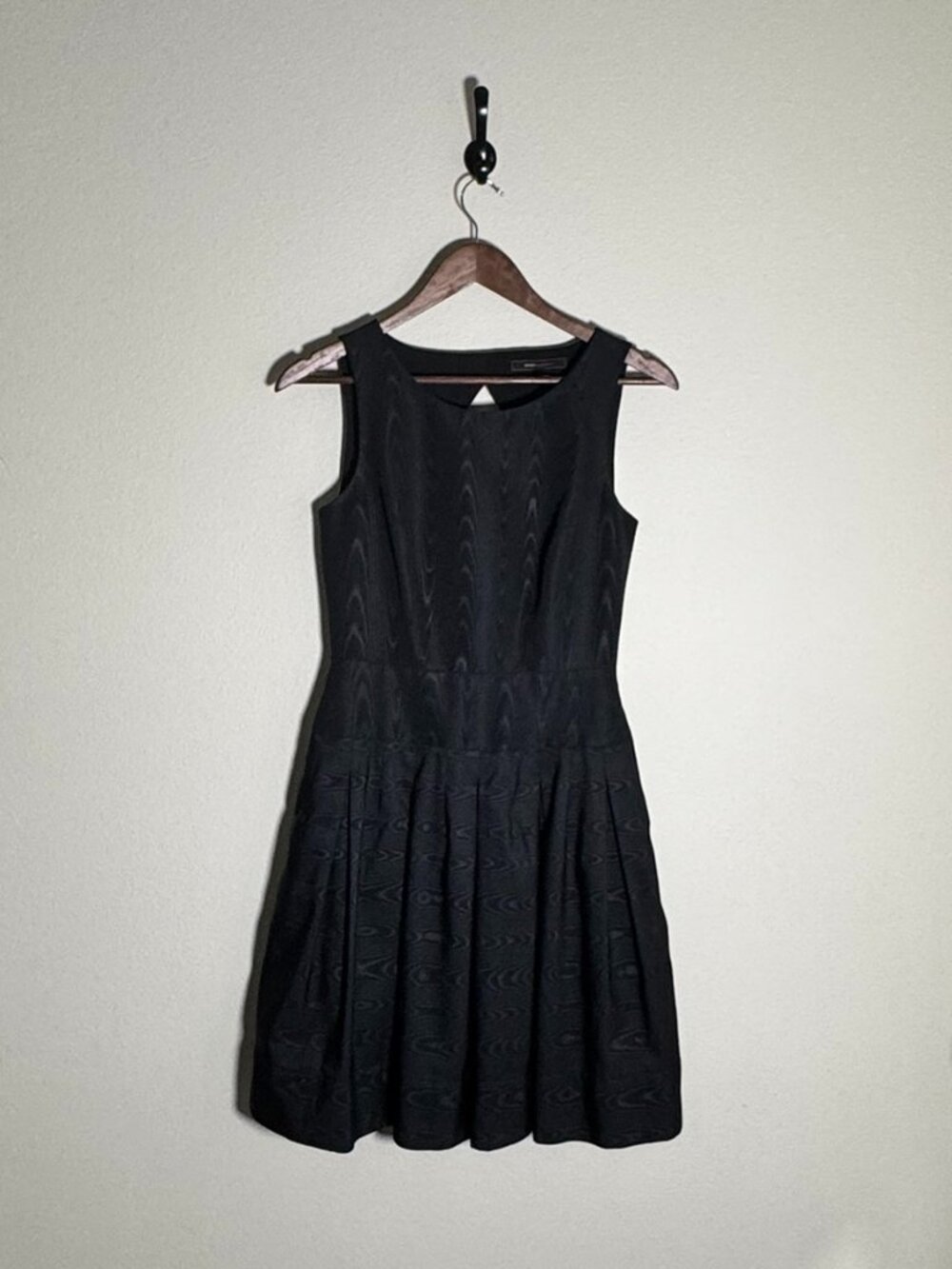 BCBGMaxaria black fit-and-flare Dress Sz 2